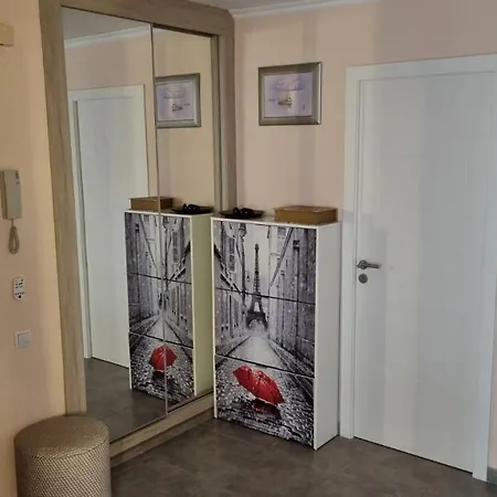 Estilo Moderno Apartment *
